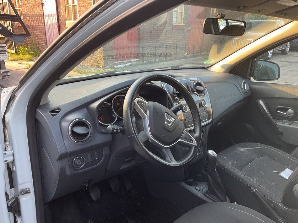 AIRBAG ENSEMBLE + ORDINATEUR Dacia Sandero II, Dacia, Renault Deutschland AG, Utilisé, Peter-Huppertz-Straße 5
51063  Köln, DE