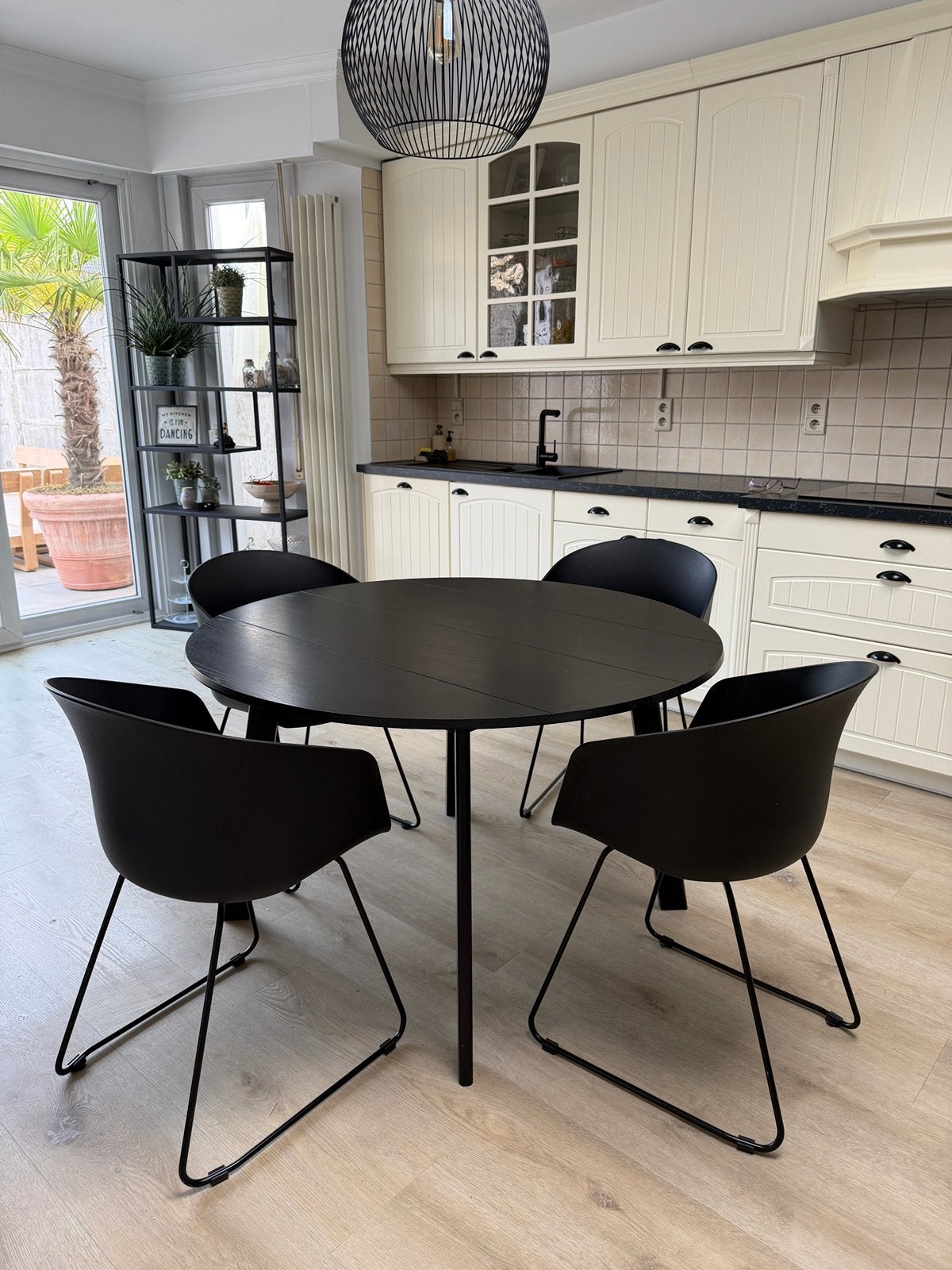 Tafel + stoelen, Maison & Meubles, Chaises, Métal, Enlèvement, Utilisé, Modern