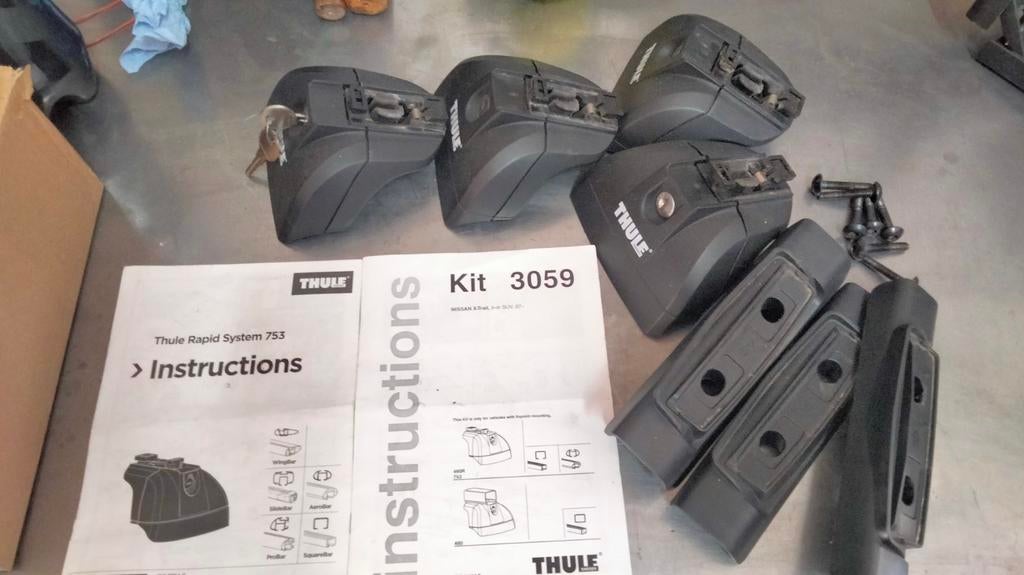 Thule kit 3095 nissan x trail, Autos : Pièces & Accessoires, Enlèvement, Nissan