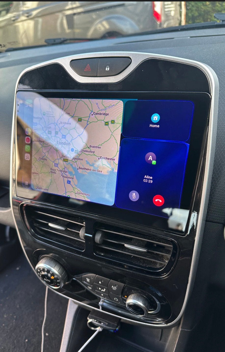 Renault clio 2012-2019 4RAM64gb android/carplay autoradio, Ophalen, Zo goed als nieuw
