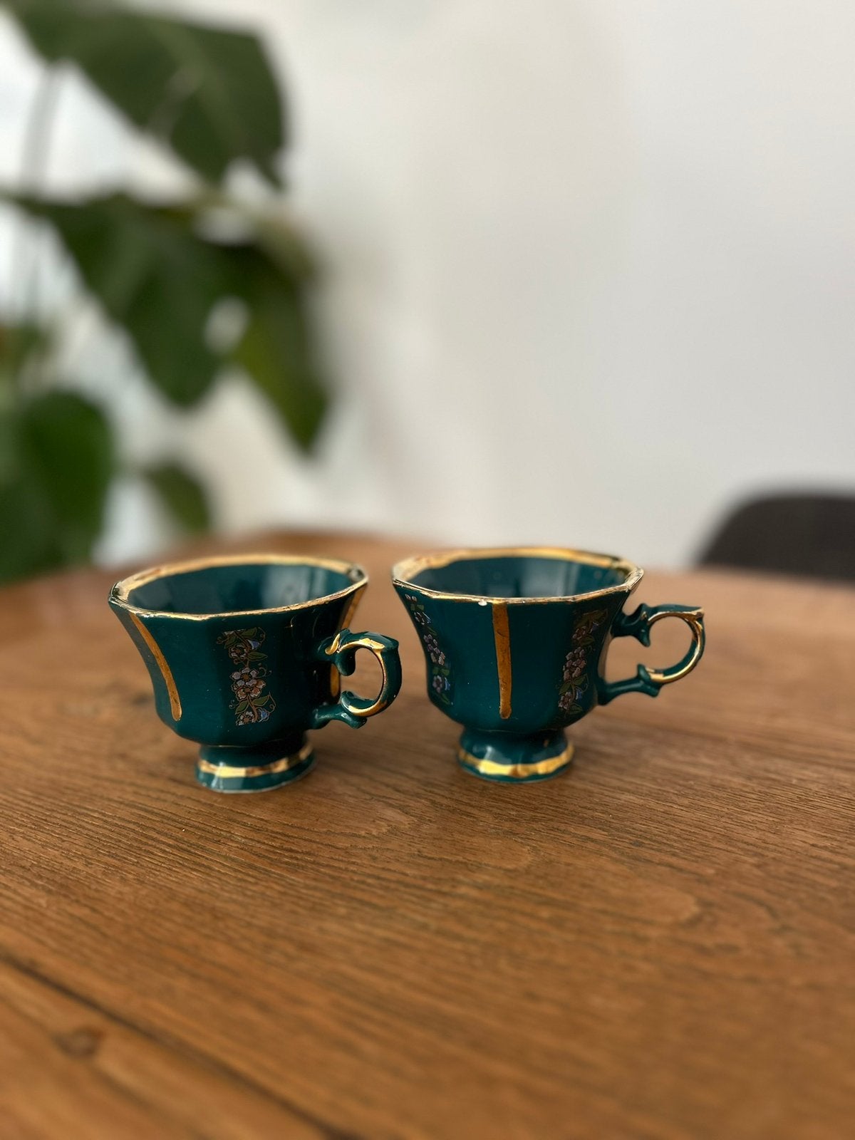 Set van twee vintage kopjes, Antiek en Kunst, Ophalen