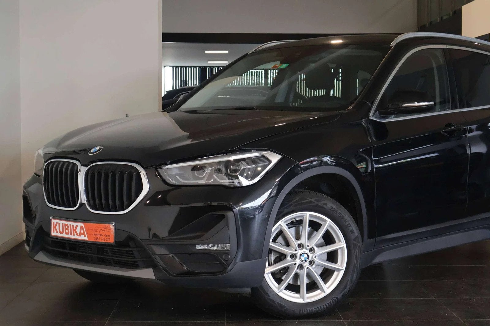 BMW X1 X1 1.5iA sDrive18 Leder LED Camera CruiseC Garantie*, Gebruikt, 136 pk, Leder, Bedrijf