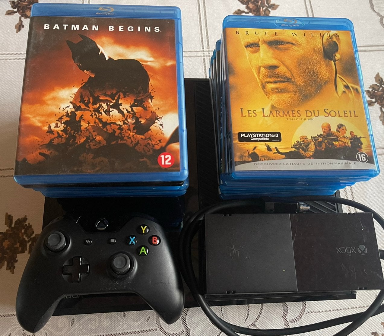Xbox One + controller + afstandsbediening 18 Blu-rays - voll, Games en Spelcomputers, Spelcomputers | Sony PlayStation 3, Ophalen