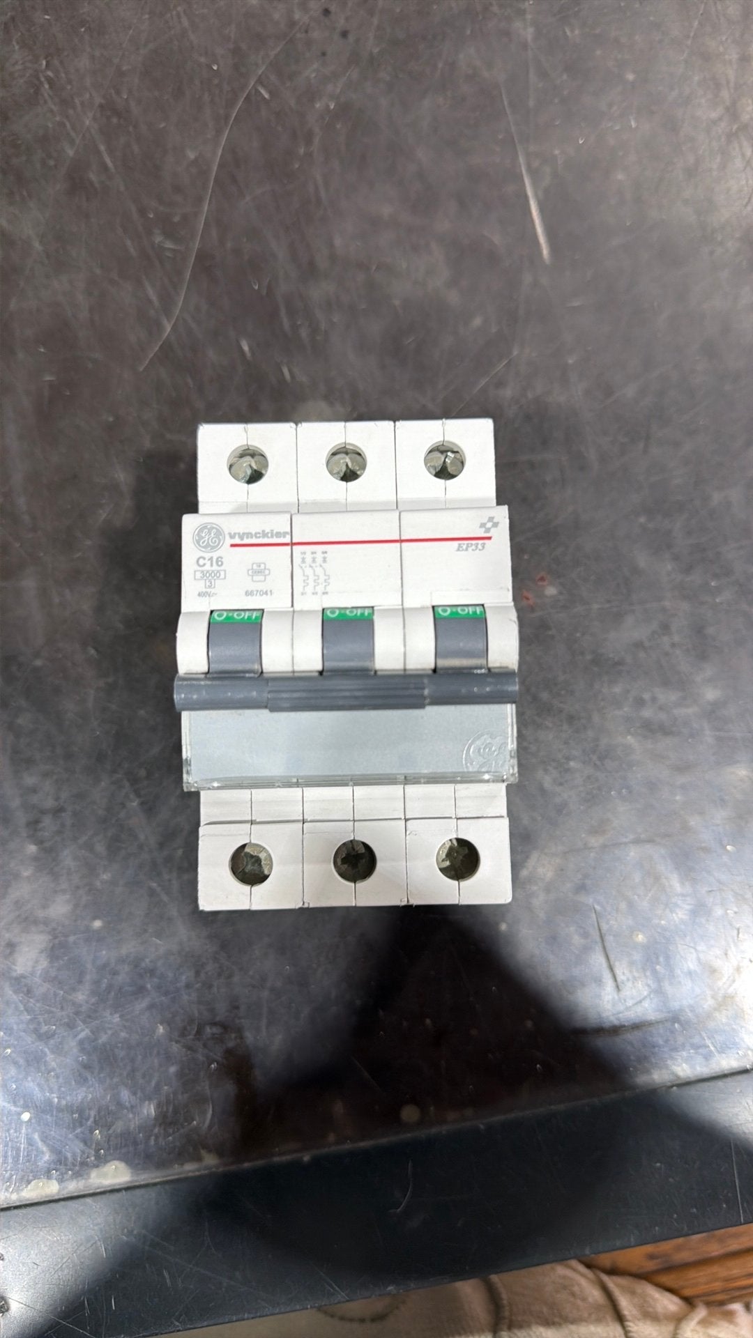 VYNCKIER AUTOMAAT 3P 16A, Enlèvement, Comme neuf