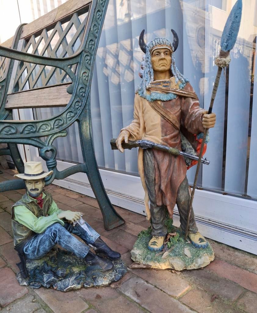 cowboy 36cm h en indiaan 56cm h, Ophalen