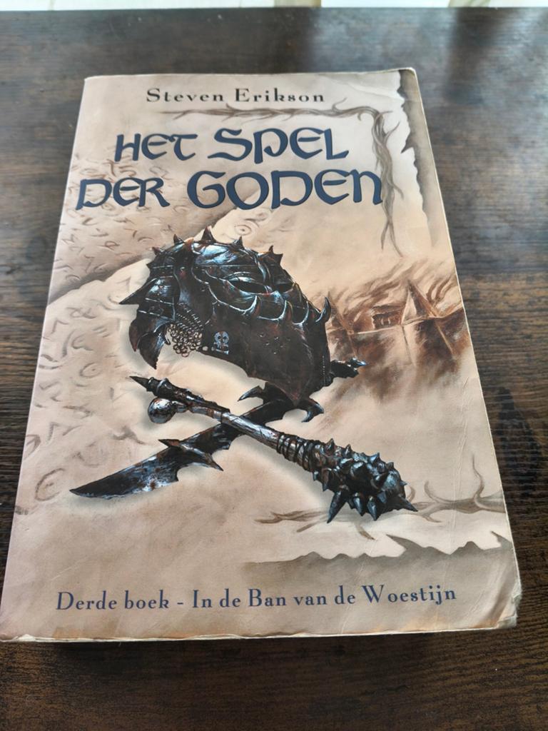 Steven Erikson - In de ban van de woestijn, Ophalen of Verzenden, Gelezen, Steven Erikson