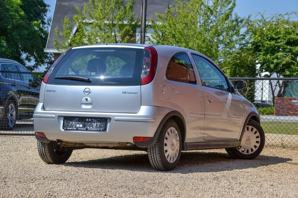Opel Corsa C 1.2 Twinport Benzine 2005, Auto's, Voorwielaandrijving, Stof, Zwart, 4 cilinders