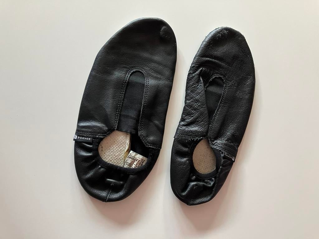 Chaussons de danse taille 39, Enlèvement ou Envoi, Comme neuf