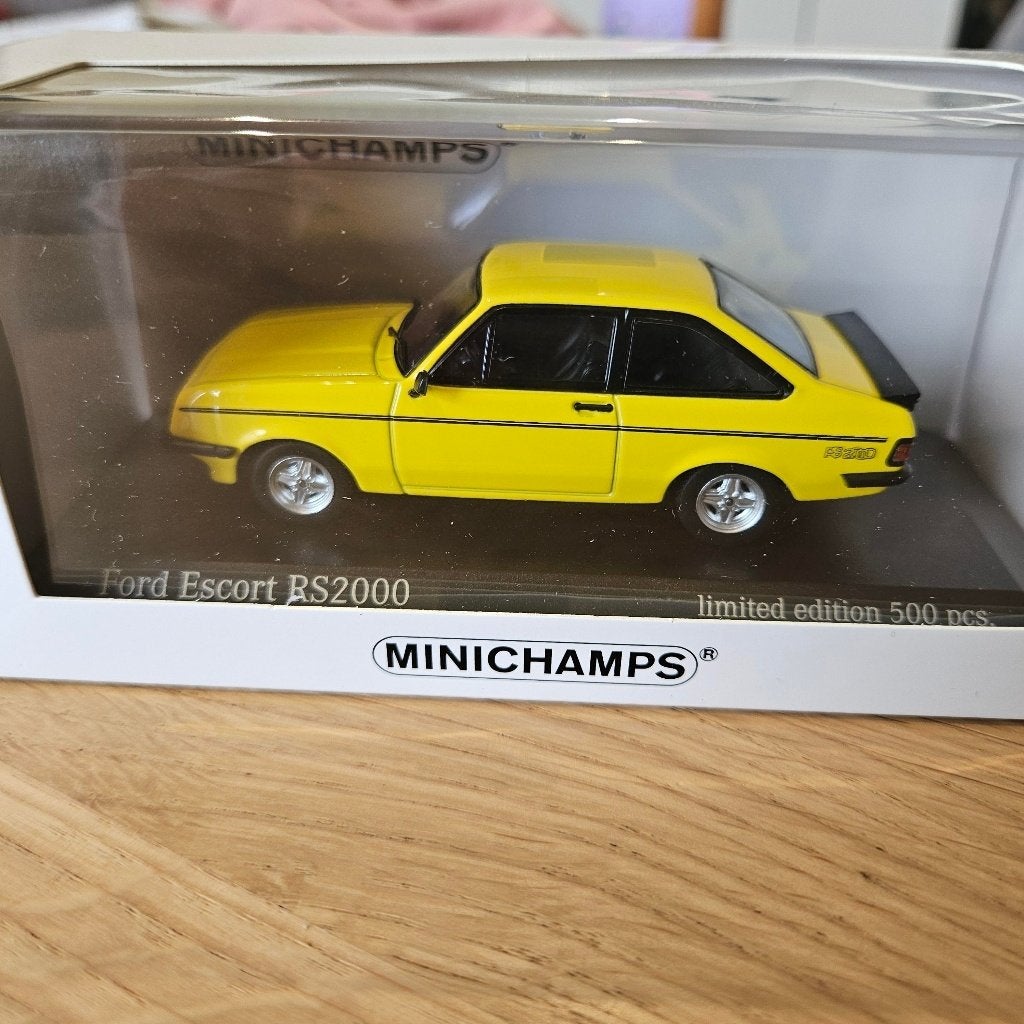 Minichamps Ford Escort II RS 200 de 1976 1/43, Hobby & Loisirs créatifs, Enlèvement ou Envoi, Neuf, Voiture, MiniChamps