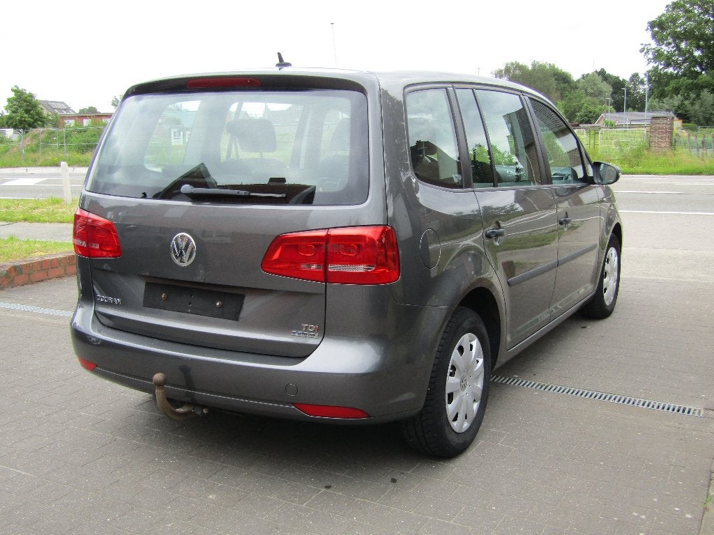 vw Touran 1.6 TDI 7 zitplaats, Autos, Volkswagen, 121 g/km, Achat, Capteur de lumière, Entreprise