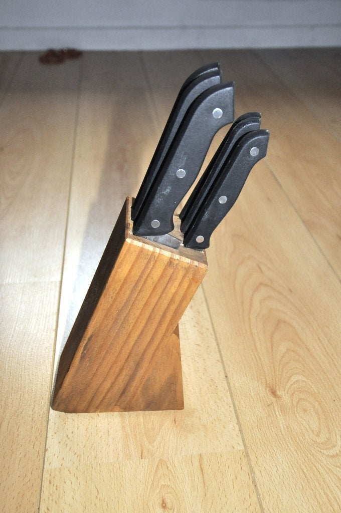 Bloc bois 6 couteaux acier inoxydable dont 3 grands, Huis en Inrichting, Keuken | Bestek, Gebruikt, Bestekset, Hout, Snijmes