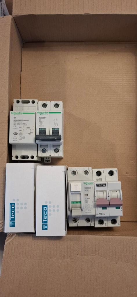 Teco/Scheider automaten, Ophalen, Zo goed als nieuw