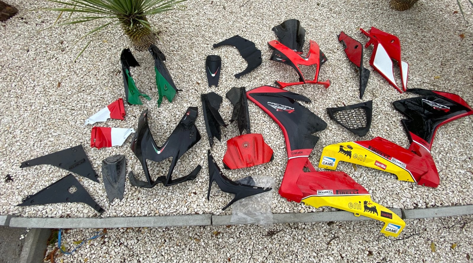 Aprilia rsv4, Motoren, Ophalen, Gebruikt