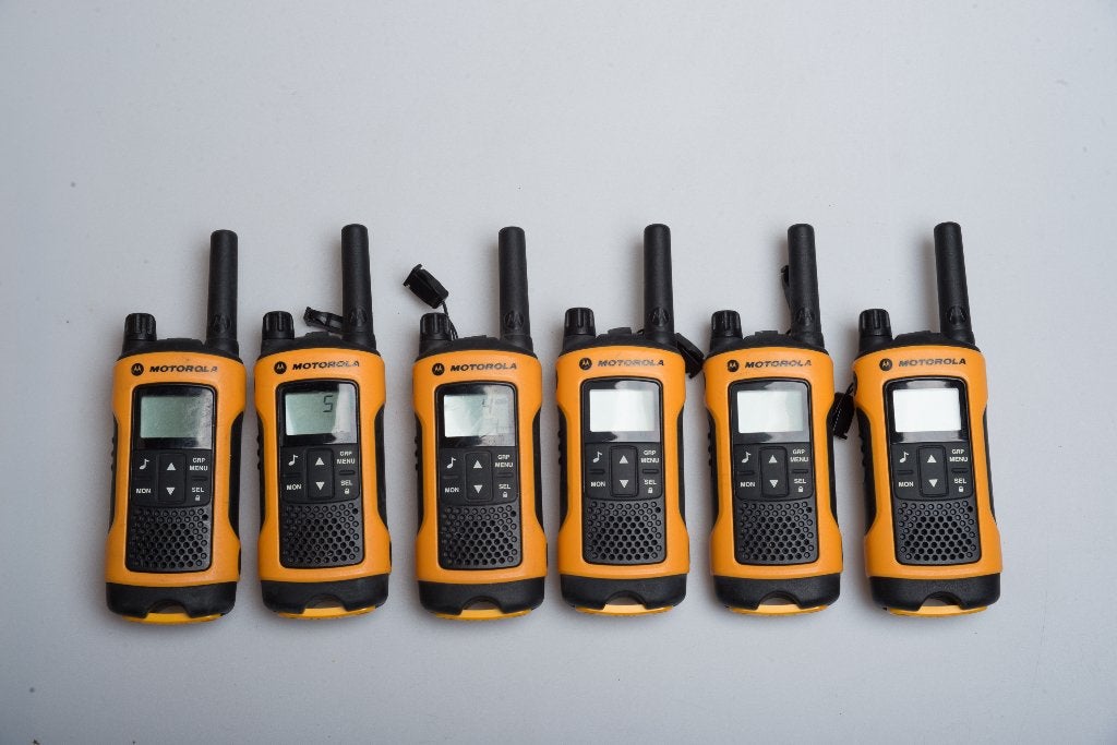portofoon motorola tk80 6 stuks, Télécoms, Talkies-walkies & Walkies-talkies, Enlèvement, Utilisé, 2 à 5 km, Avec clip de ceinture