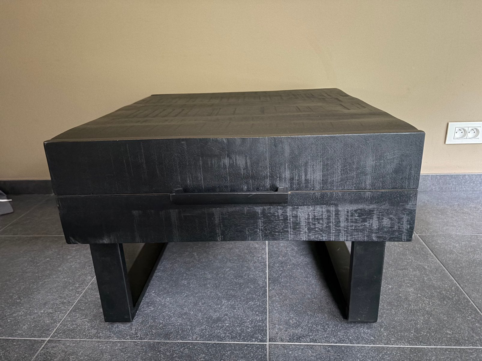 Meubel koloniale stijl met 2 lades, Ophalen, Zo goed als nieuw