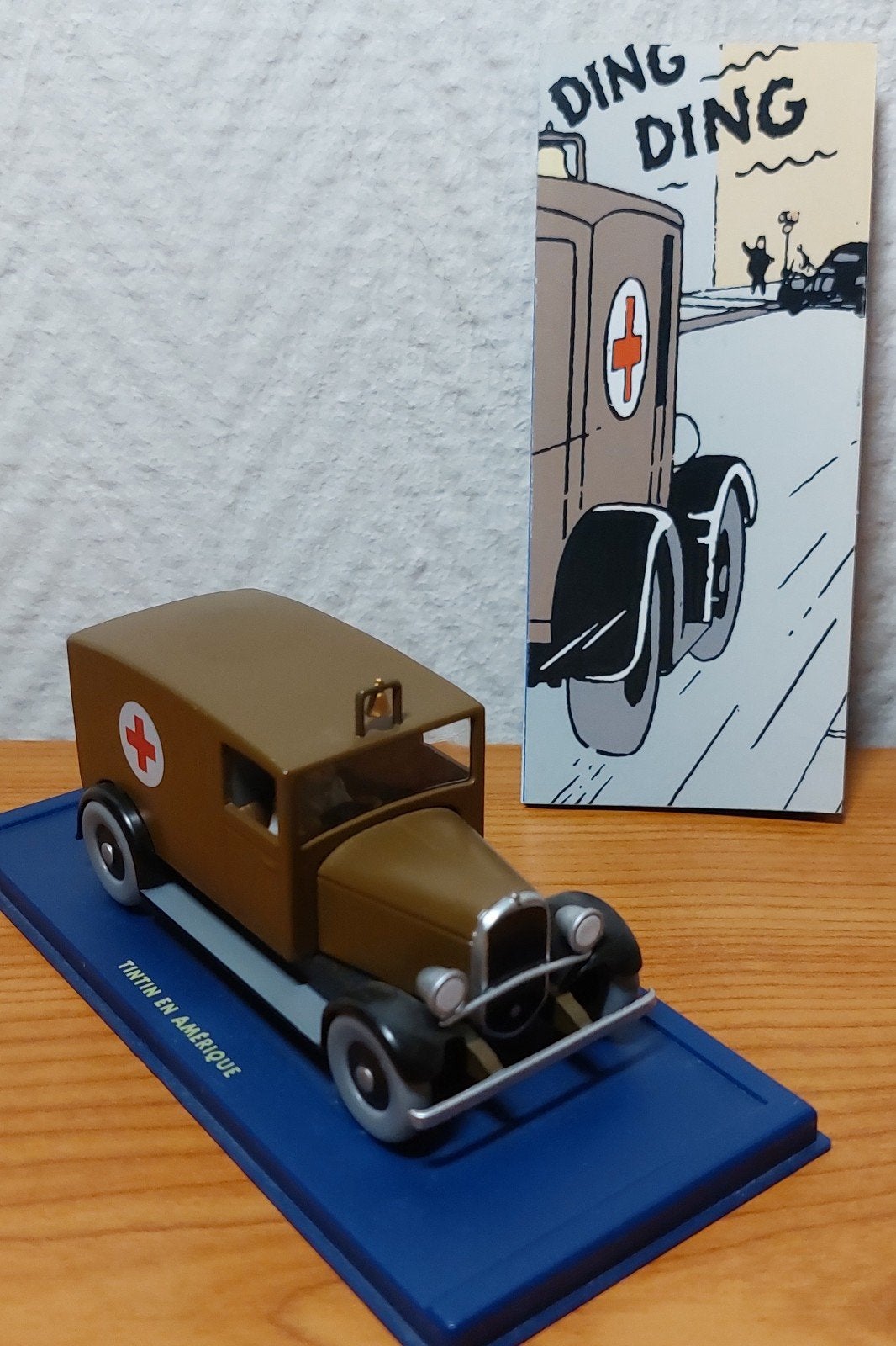 Voiture TINTIN Atlas 1/43 « L'Ambulance de Chicago des année, Collections, Enlèvement ou Envoi, Tintin, Neuf, Statue ou Figurine