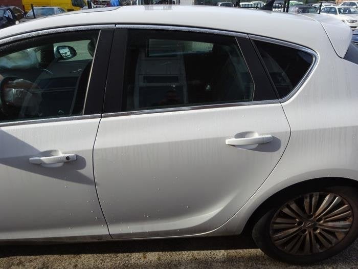 Portière 4portes arrière gauche d'un Opel Astra (Z40R), -, Opel, 3 mois de garantie, Utilisé