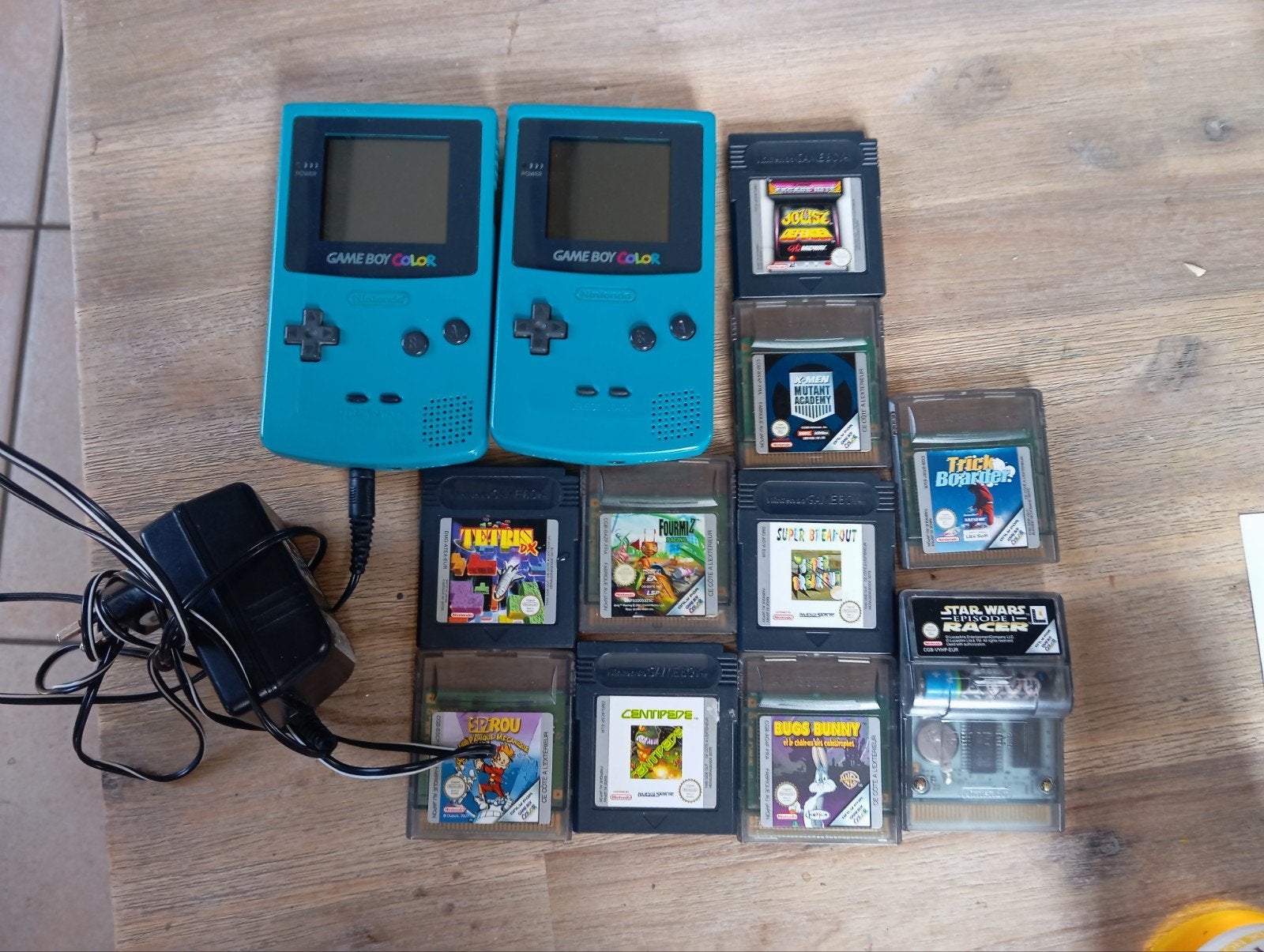 LOT 2 NINTENDO GAME BOY COLOR TURQUOISE + 10 JEUX –, Ophalen, Game Boy Color