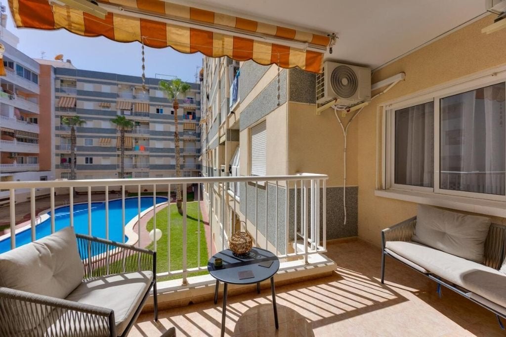 Appartement bien entretenu à Torrevieja, Torrevieja, 91 m², Appartement, 3 pièces