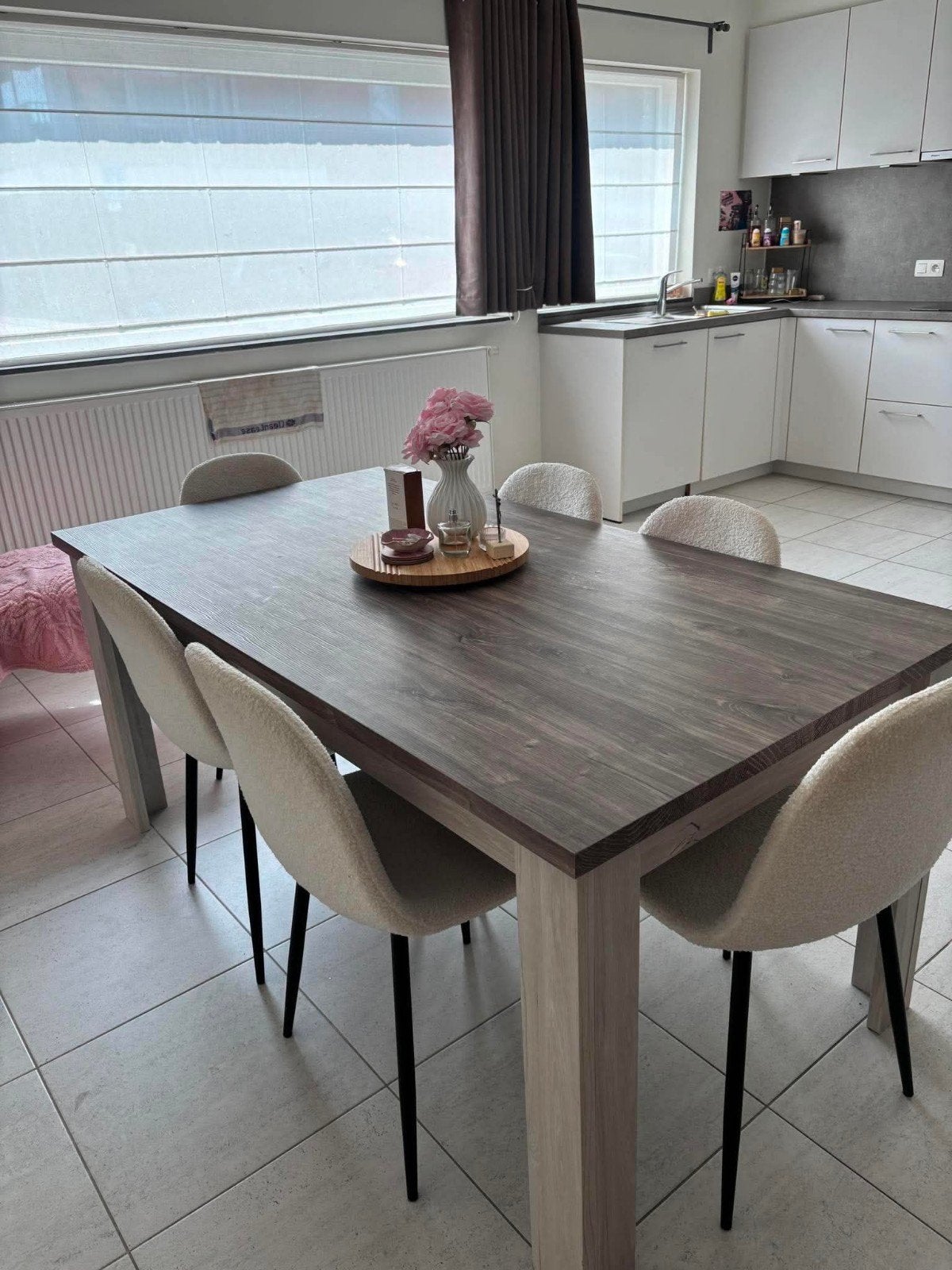 Tafel en 4  stoelen, Ophalen