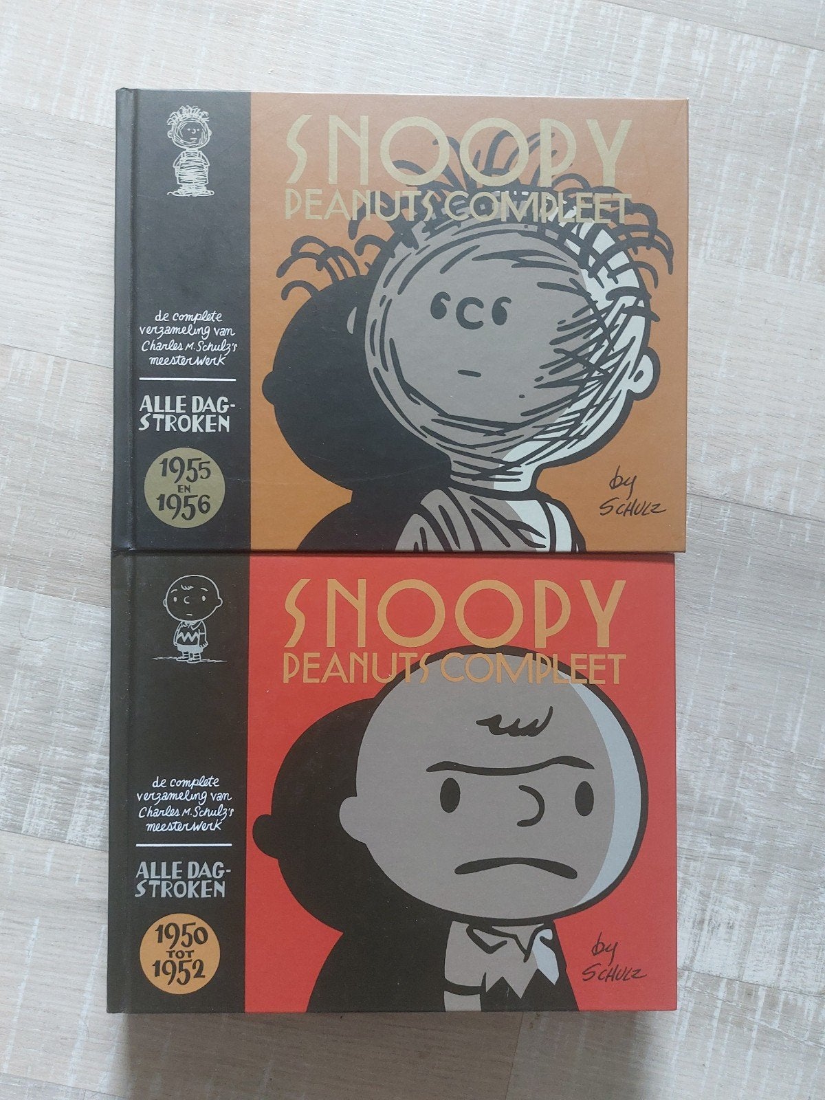 Snoopy Peanuts Compleet 2 Boeken Nederlandstalig, Meerdere comics, Ophalen, Zo goed als nieuw