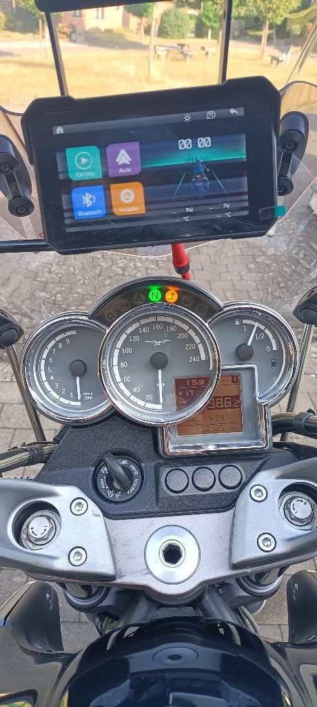 Moto Guzzi Breva 1200, Cardan-aandrijving, 2 cilinders, Occasion, Motorrijbewijs A
