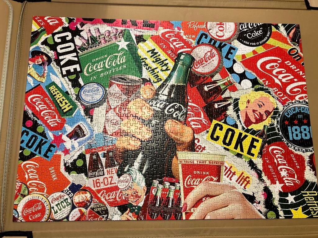 Puzzel 1000 stukken - Coca Cola it is!, Ophalen of Verzenden, Zo goed als nieuw