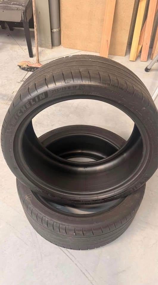 2 x Michelin Pilot Sport 4S 255/35/19, Autos : Pièces & Accessoires, Neuf, 255 mm, Véhicule de tourisme, Pneus été