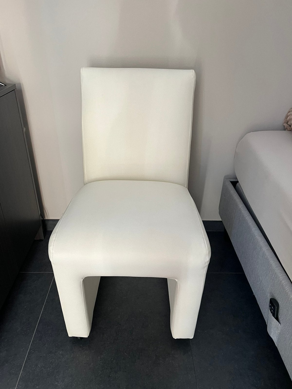 2 stoelen op wieltjes, Huis en Inrichting, Stoelen, Ophalen, Zo goed als nieuw