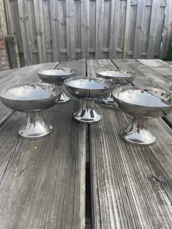 Set of 5 Vintage Motta Italy Metal Dessert Bowls, Ophalen of Verzenden