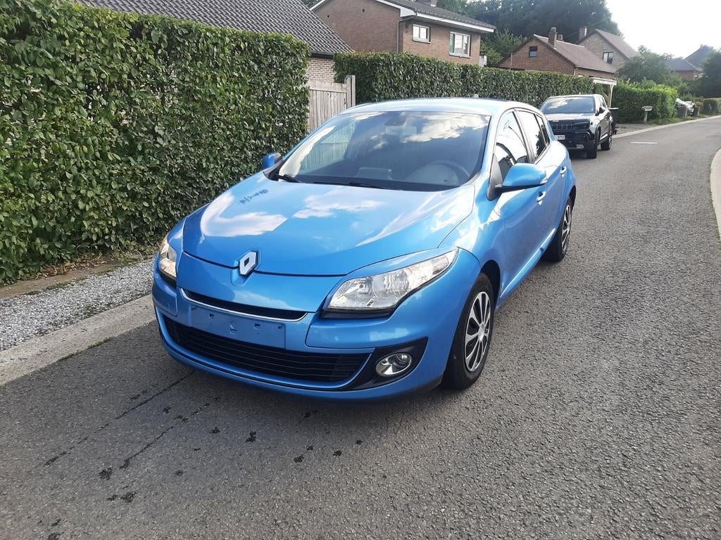 Renault Megane 1.5 dci 169000 kms !!!, Autos, Achat, Entreprise, Boîte manuelle, Entretenue par le concessionnaire