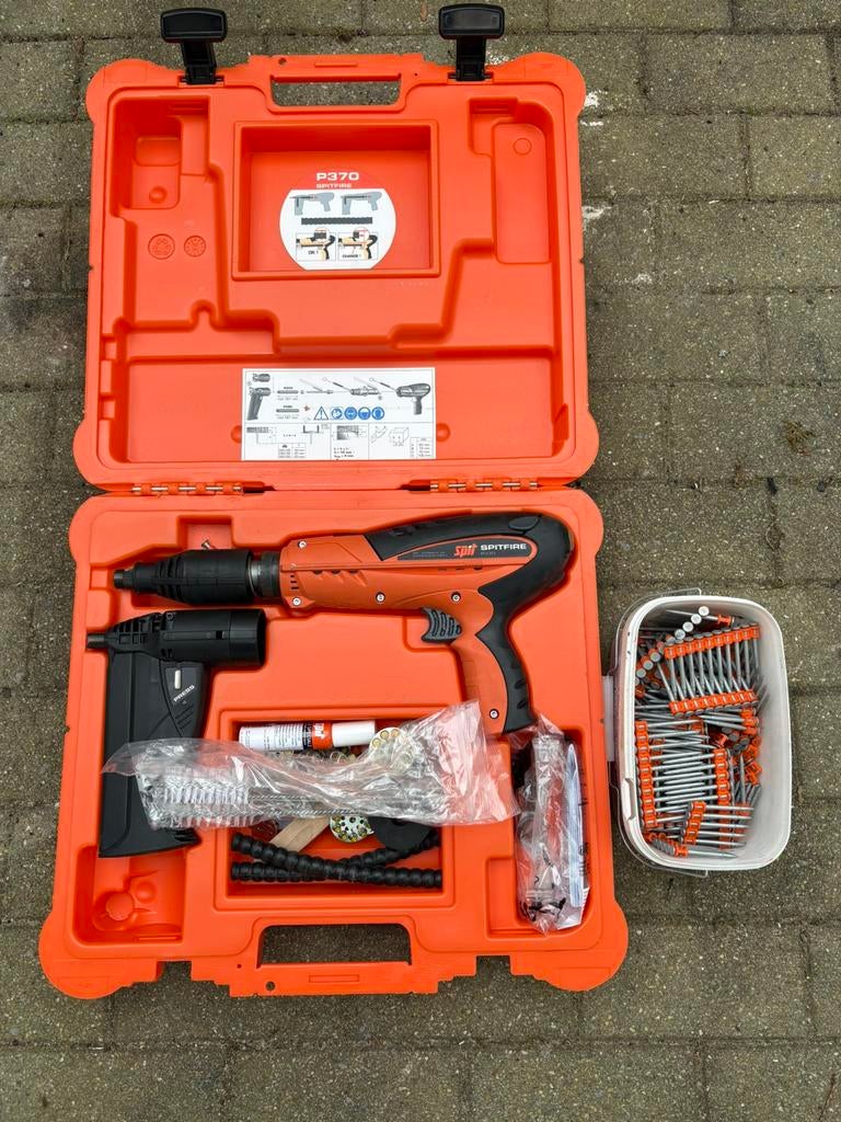 Nagelpistool Spit voor staal en beton., Doe-het-zelf en Bouw, Gereedschap | Boormachines, Ophalen, Zo goed als nieuw, Overige typen
