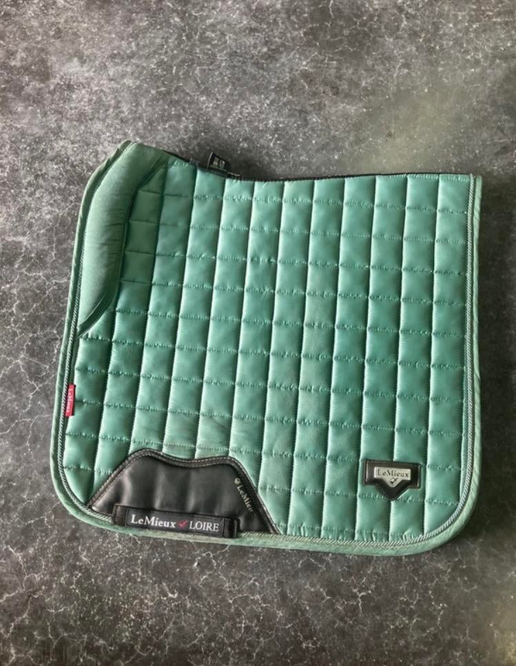 Verschillende dekjes (equestrian stockholm, lemieux, ..), Dieren en Toebehoren, Full (L), Equestrian Stockholm, Anatomisch gevormd