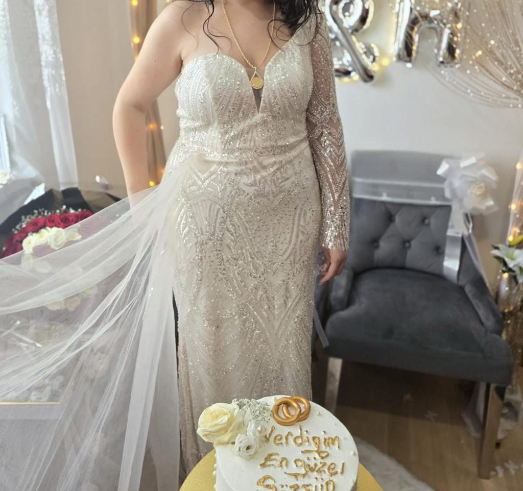 robe, Kleding | Dames, Trouwkleding en Trouwaccessoires, Ophalen of Verzenden, Zo goed als nieuw, Overige kleuren, Trouwpak