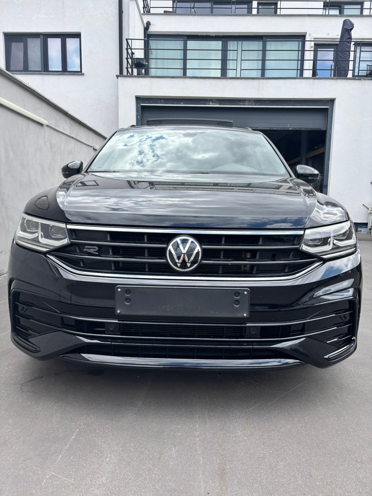 Vw Tiguan R-line 1.5 TSI, Auto's, Zwart, Bedrijf, SUV of Terreinwagen, Tiguan