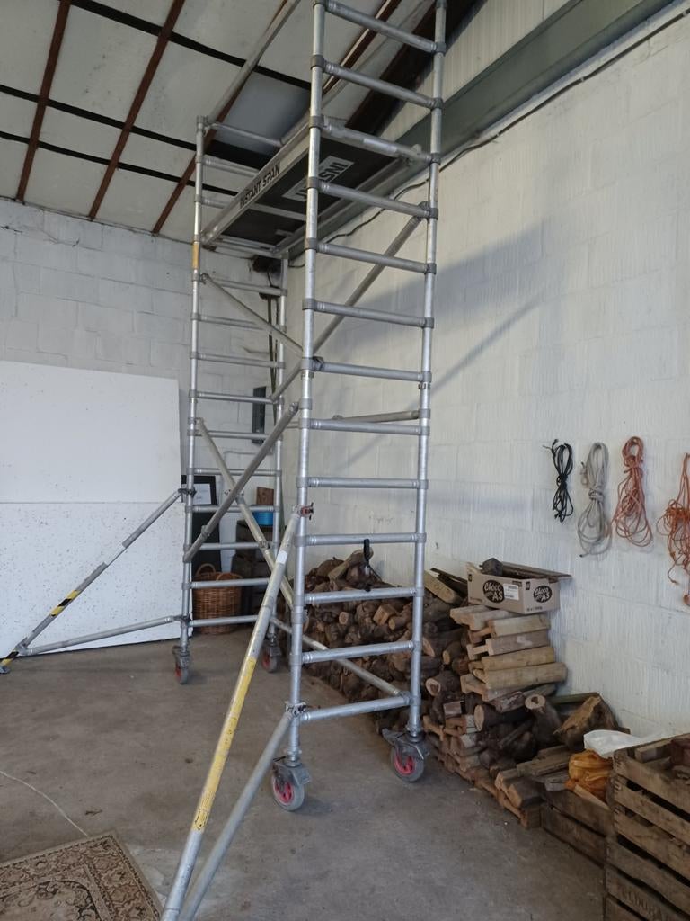 Rolsteiger, Doe-het-zelf en Bouw, Ophalen