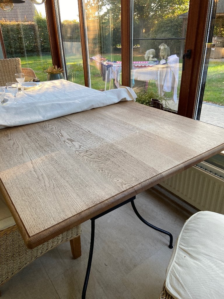 Eetkamertafelnatuur eik met smeedijzeren onderstel, Huis en Inrichting, Ophalen, 100 tot 150 cm, 200 cm of meer, Vijf personen of meer