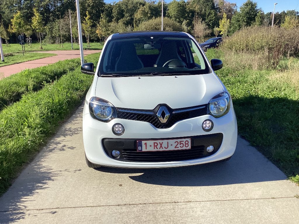 Twingo LIMITED, Autos, 65 kW, Boîte manuelle, Entretenue par le concessionnaire, Particulier
