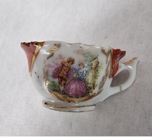 Vintage miniatuur porseleinen kopje – Romantisch tafereel, Enlèvement ou Envoi