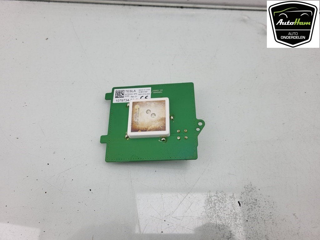 GPS ANTENNE Tesla Model 3 (|107973400C|159909700B|), Auto-onderdelen, Dhr. J. Ham, Gebruikt, Overige automerken, Administratie@autoham.nl