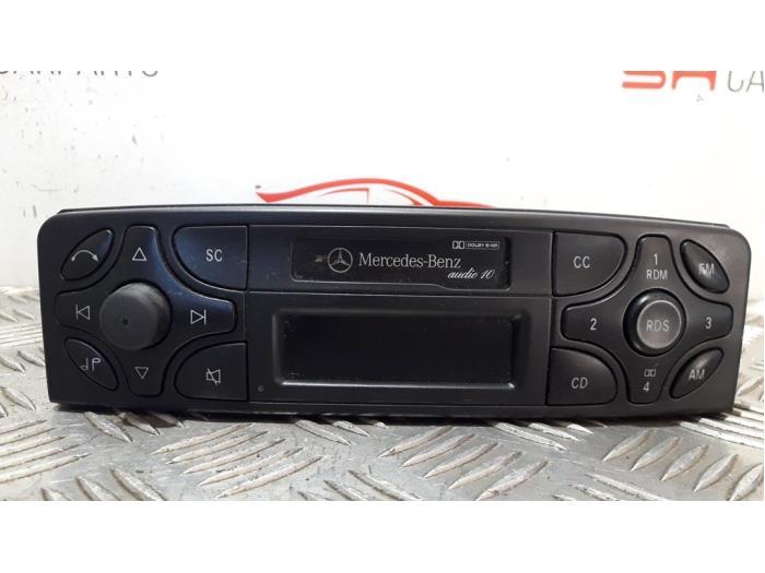 Radio/Cassette d'un Mercedes CLK, 3 mois de garantie, Utilisé, -, -
