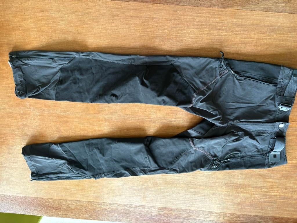 Decathlon Hiking Broek – Technisch & Comfortabel – TOPSTAAT, Jongen of Meisje, Decathlon, Zo goed als nieuw, Ophalen