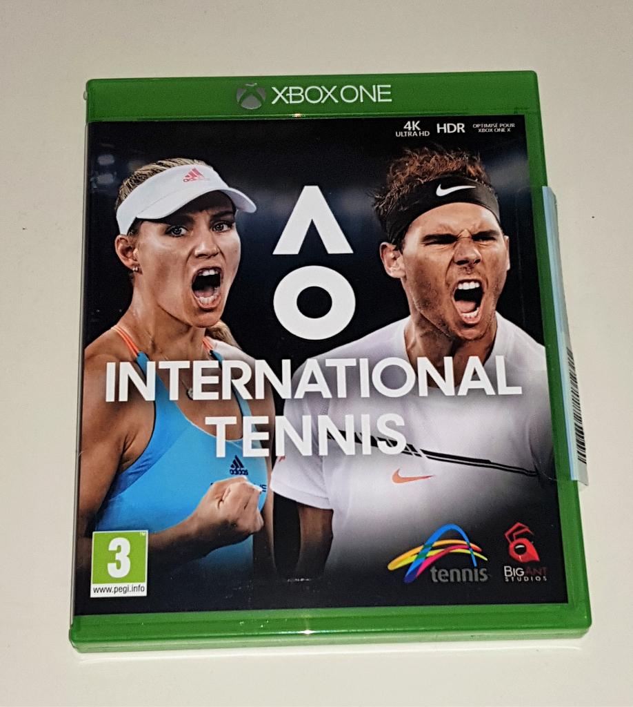 AO International tennis, Envoi, Comme neuf, À partir de 3 ans
