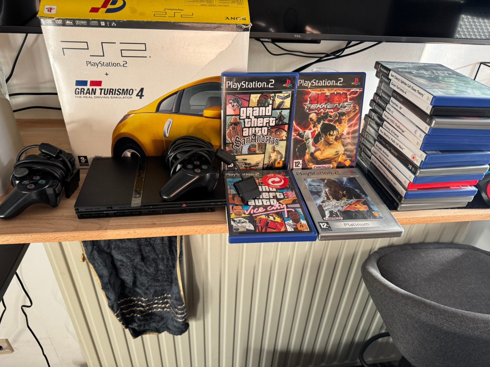 [Collector] PS2 - Gran Turismo 4 met doos en 17 spellen., Games en Spelcomputers, Ophalen of Verzenden, Zo goed als nieuw