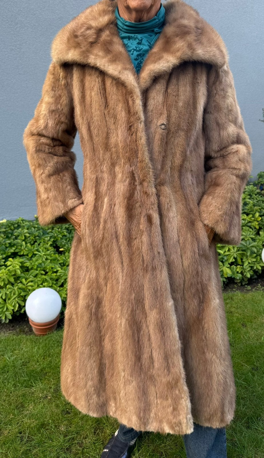 Uniek stuk pelsen mantel, Kleding | Dames, Ophalen of Verzenden, Gedragen, Maat 38/40 (M), Bruin