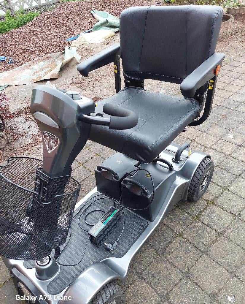 Sterling Sapphire 2 Scootmobiel ( weg wegens sterfgeval), Ophalen, 16 km/u of meer, Sterling, 26 t/m 35 km