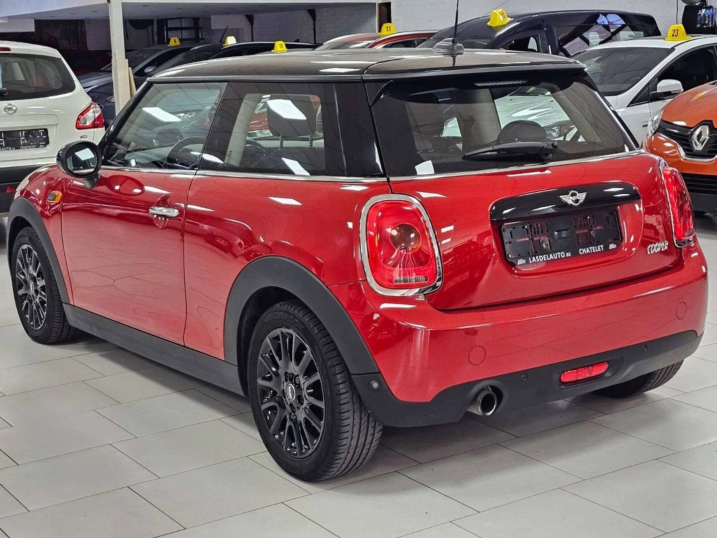 MINI Cooper 1.5i Toit Ouvrant Panoramique Gps Sensors Bi-Zon, Autos, Achat, Euro 6, Boîte manuelle, Berline