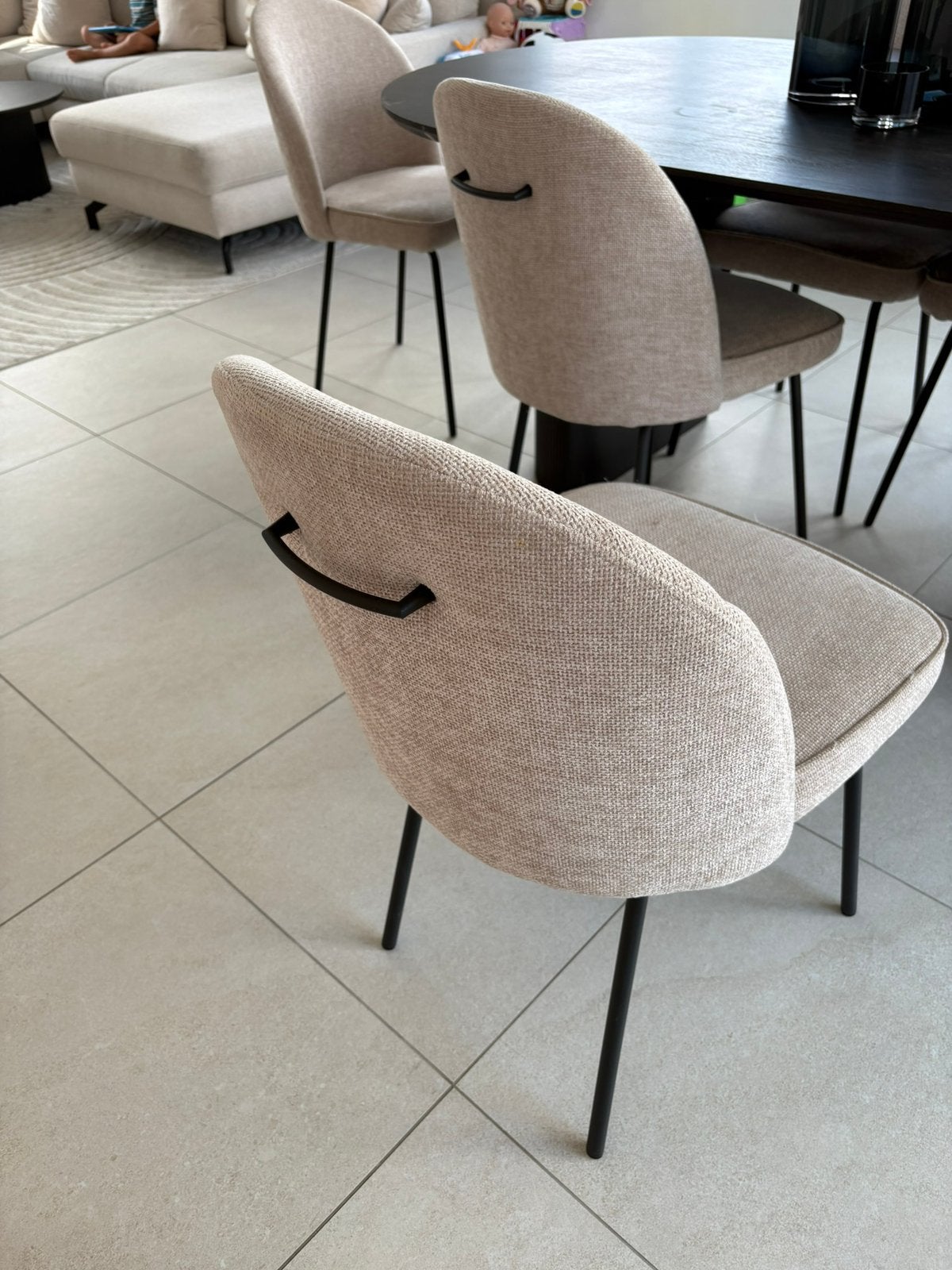 6 chaises de salle à manger beiges à vendre (pas séparément), Maison & Meubles, Enlèvement, Comme neuf