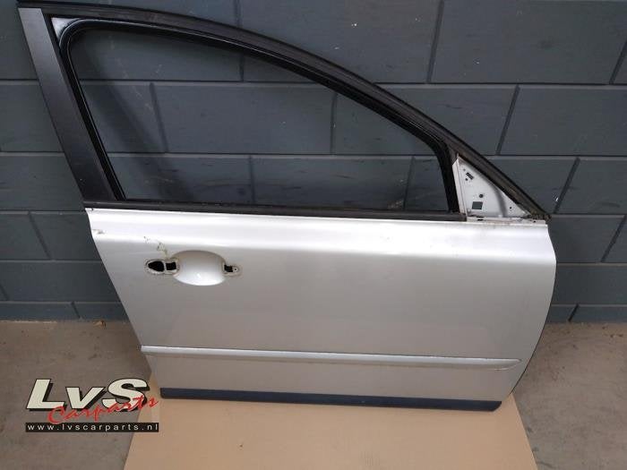 Portière 4portes avant droite d'un Volvo V50 (426-26), -, 3 mois de garantie, Porte, -