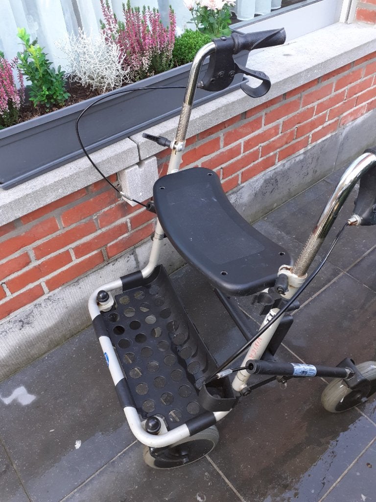 Rollator Invacare, Diversen, Ophalen, Lichtgewicht, Gebruikt